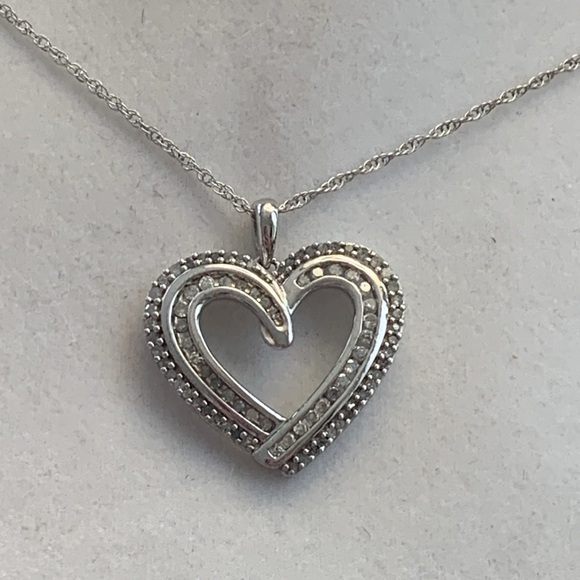 Genuine Natural 1/2 ct Diamond Heart Necklace Sterling silver 925 w/ 18” chain - Picture 1 of 11
